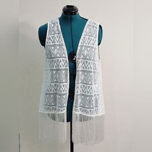 CATO Boho Crotchet Open Knit Cardigan Fringe White Sleeveless Hippie Size 18/20W